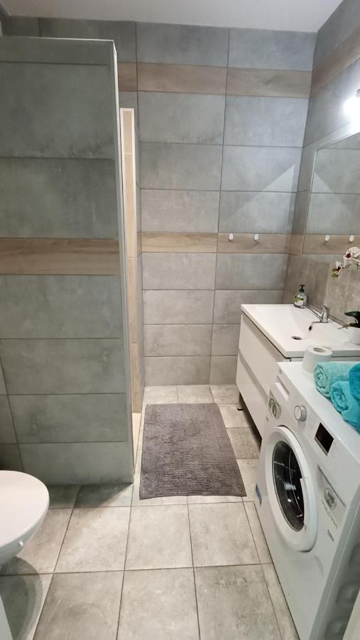 Apartament Na Kruczej Lubiń Eksteriør billede