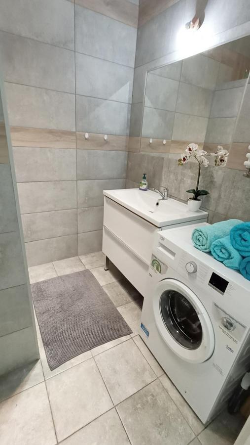 Apartament Na Kruczej Lubiń Eksteriør billede