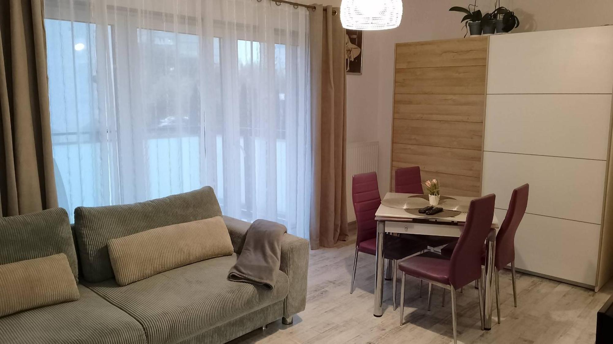 Apartament Na Kruczej Lubiń Eksteriør billede